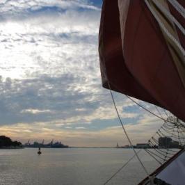 American Rover Bow Under Sail
